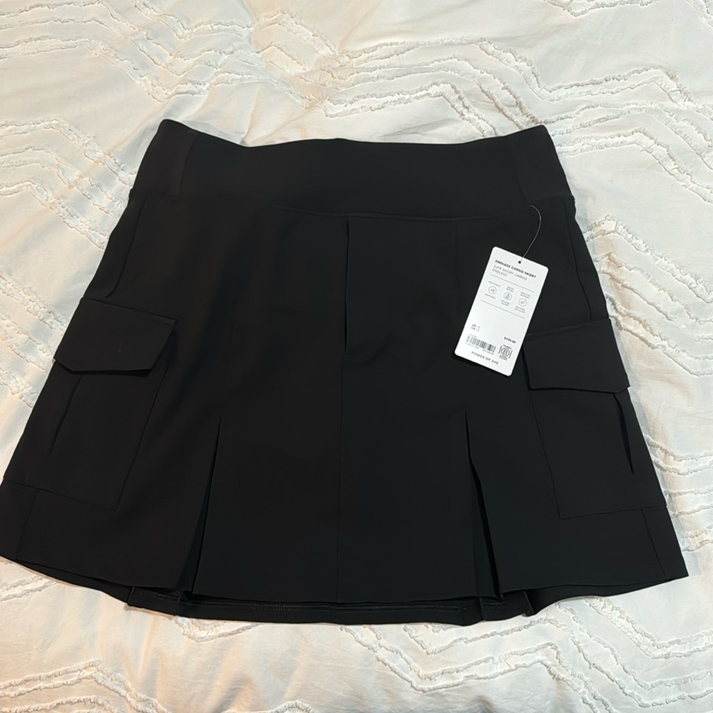 BNWT Athleta Endless Cargo Skort